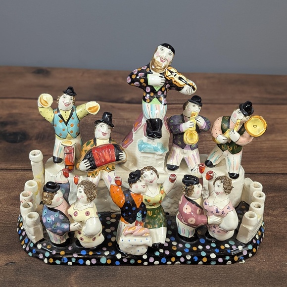 Noi Yokai Fiddler On The Roof Menorah‎ Ceramic Figurine  Painted Musical Judaica - Picture 1 of 16
